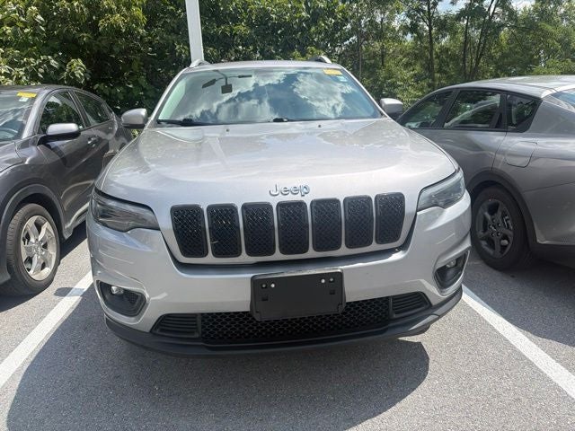 Used 2019 Jeep Cherokee Latitude Plus with VIN 1C4PJMLB8KD464777 for sale in Germantown, MD