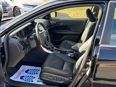 2017 Honda Accord EX-L w/Navigation and Honda Sensing