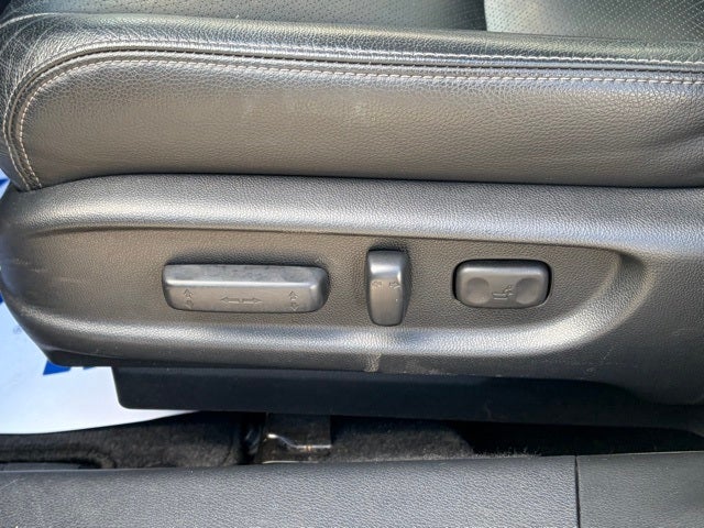 2017 Honda Accord EX-L w/Navigation and Honda Sensing