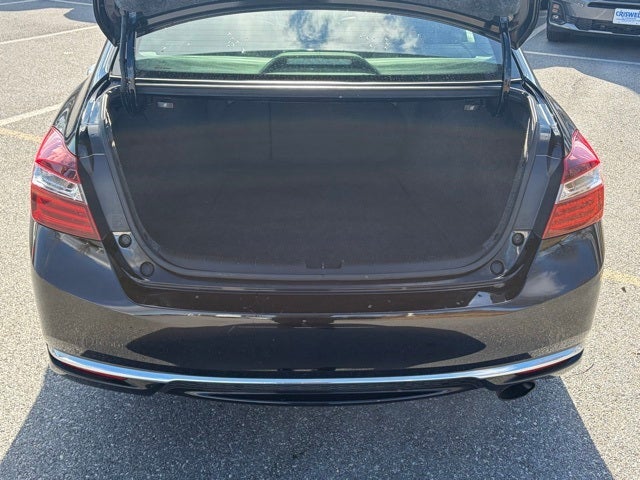 2017 Honda Accord EX-L w/Navigation and Honda Sensing