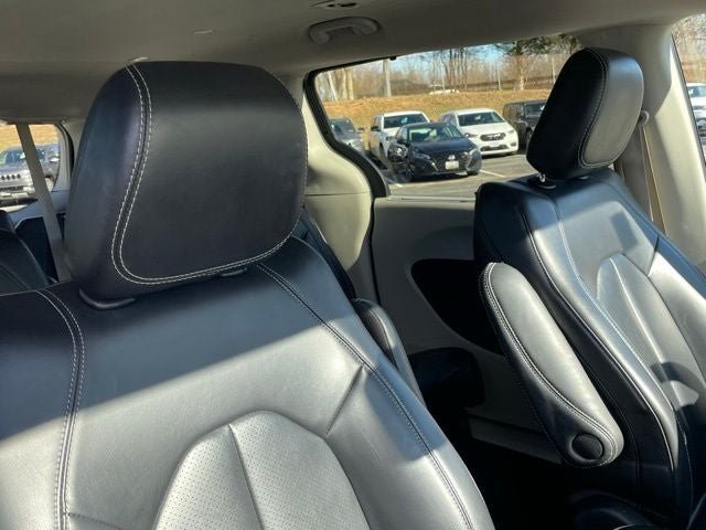 2023 Chrysler Pacifica Touring L - Photo 29