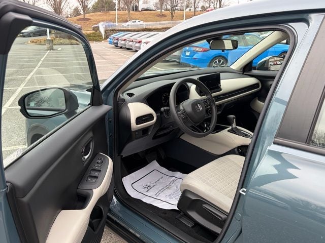 2023 Honda HR-V 2WD LX