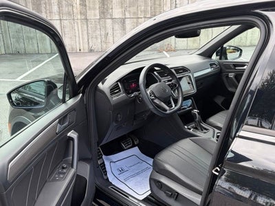 2023 Volkswagen Tiguan 2.0T SE R-Line Black