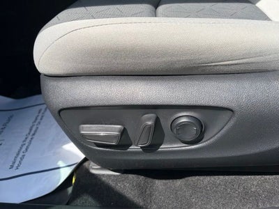 2023 Toyota RAV4 Hybrid XLE AWD