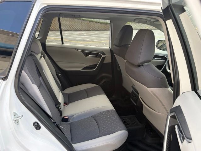 2023 Toyota RAV4 Hybrid XLE AWD