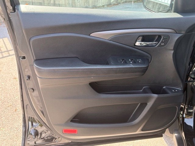 2022 Honda Pilot EX-L - Photo 12