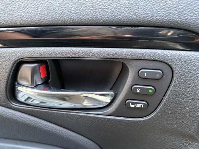 2020 Honda Pilot Touring 8 Passenger