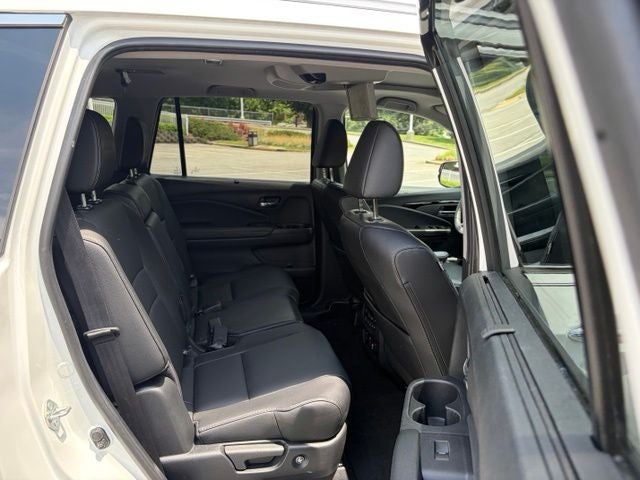 2020 Honda Pilot Touring 8 Passenger