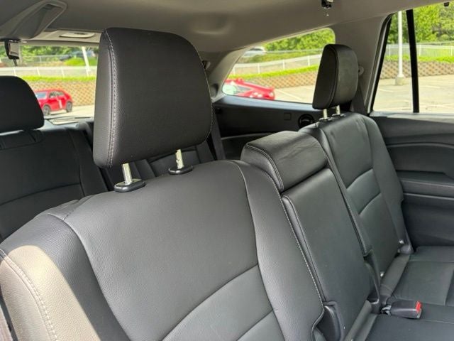 2020 Honda Pilot Touring 8 Passenger