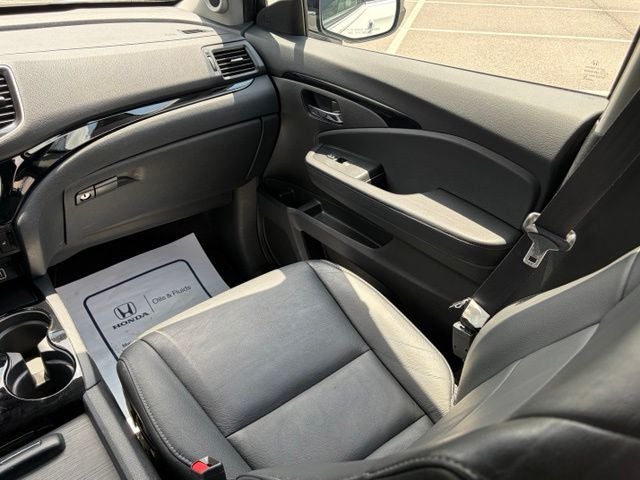 2020 Honda Pilot Touring 8 Passenger