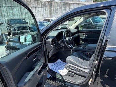2023 Honda Pilot EX-L 8 Passenger