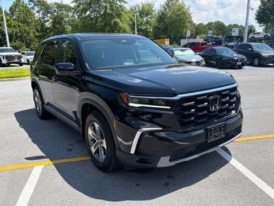 2023 Honda Pilot EX-L 8 Passenger