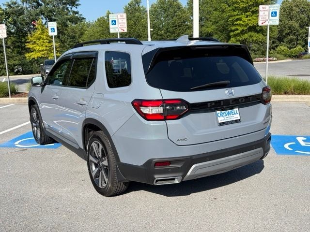2024 Honda Pilot Touring AWD