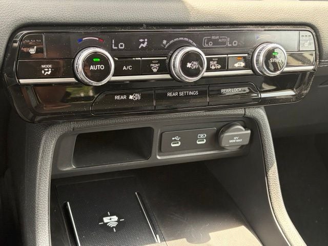 2026 Honda Pilot AWD Touring Blackout