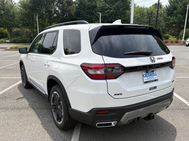 2026 Honda Pilot AWD Touring Blackout