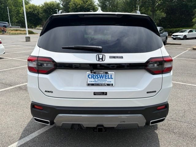 2026 Honda Pilot AWD Touring Blackout