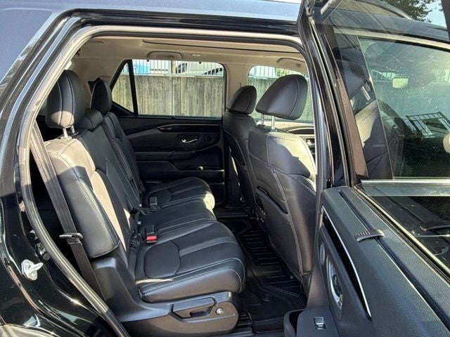 2023 Honda Pilot Touring AWD