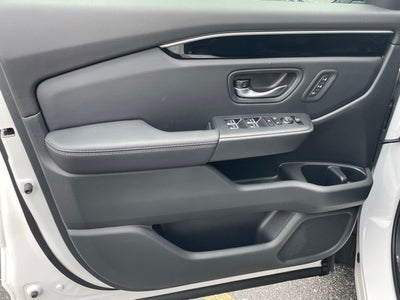 2025 Honda Pilot AWD TRG