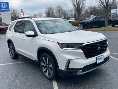 2025 Honda Pilot AWD TRG