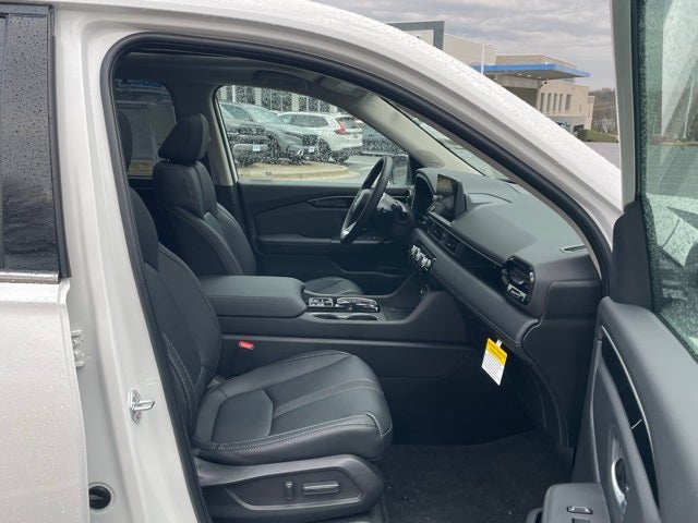 2025 Honda Pilot AWD TRG