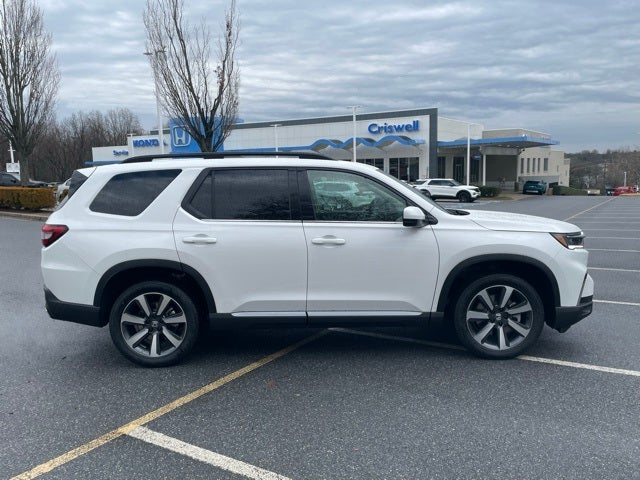 2025 Honda Pilot AWD TRG