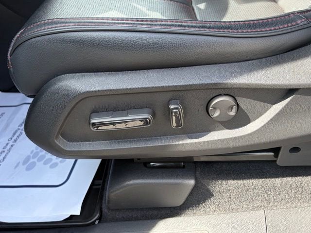 2025 Honda Pilot AWD Black Edition