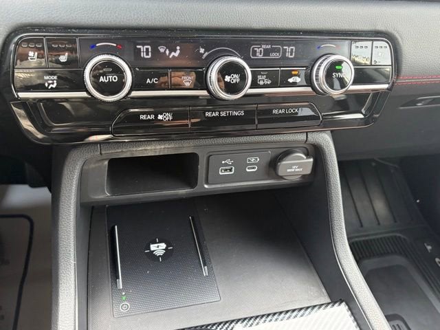 2025 Honda Pilot AWD Black Edition