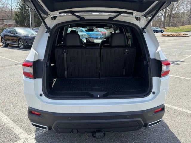 2025 Honda Pilot AWD Black Edition