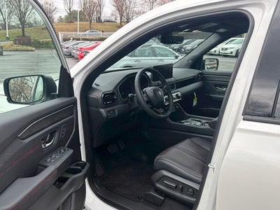 2026 Honda Pilot AWD Black Edition