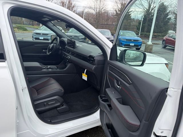 2026 Honda Pilot AWD Black Edition