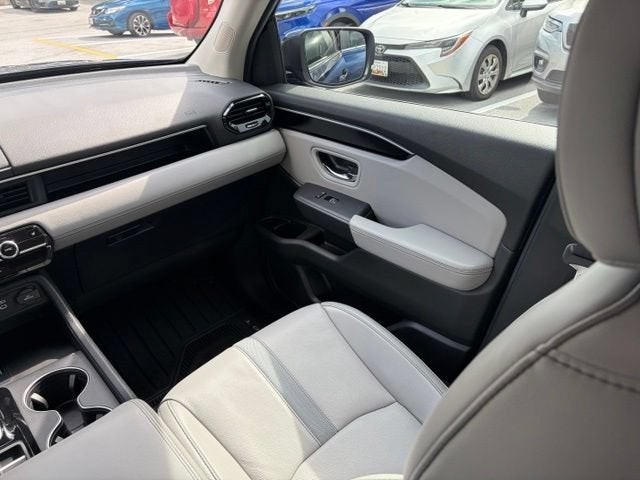 2025 Honda Pilot EX-L - Photo 37
