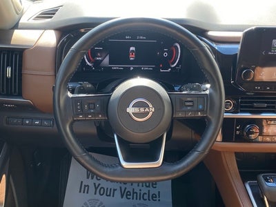 2023 Nissan Pathfinder Platinum