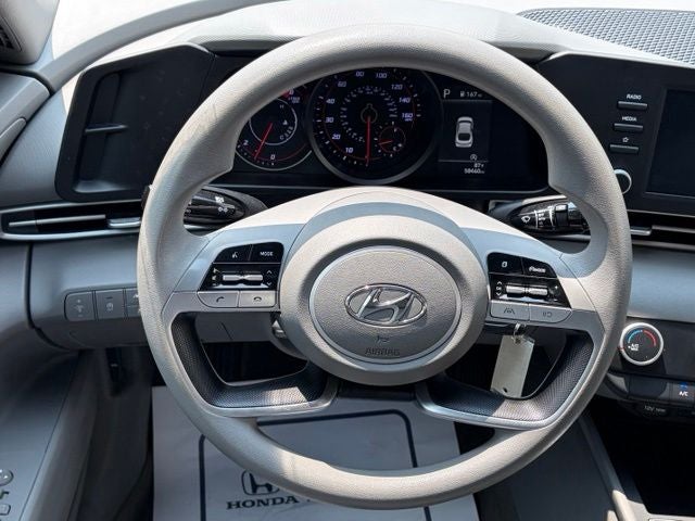 2021 Hyundai Elantra SE