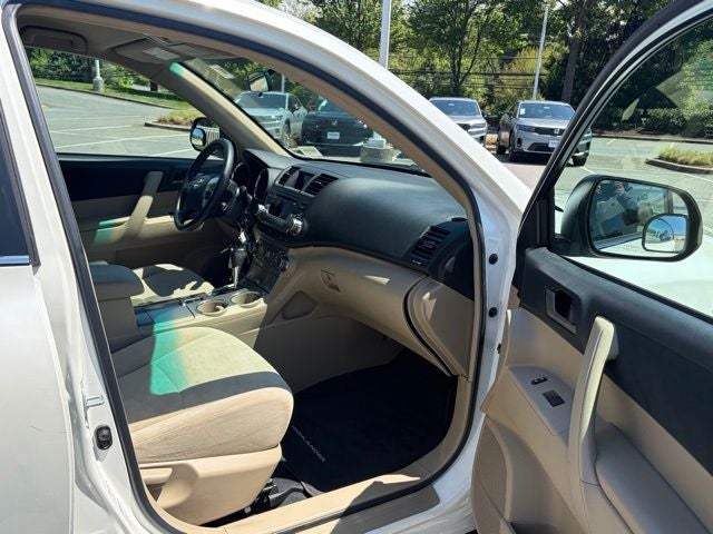 2012 Toyota Highlander Base