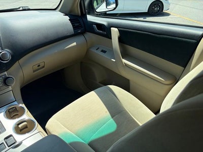 2012 Toyota Highlander Base