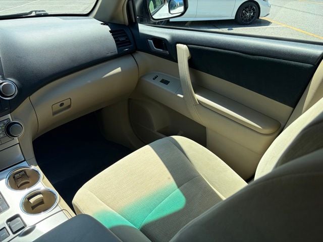 2012 Toyota Highlander Base