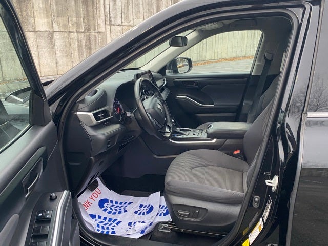 2021 Toyota Highlander LE