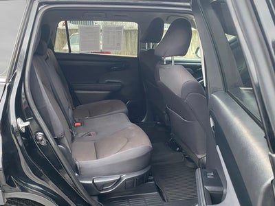 2021 Toyota Highlander LE