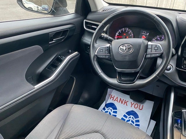 2021 Toyota Highlander LE