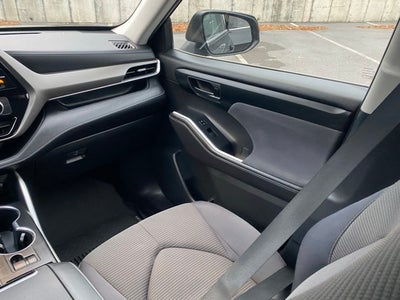 2021 Toyota Highlander LE