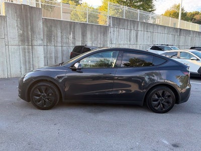 2025 Tesla Model Y Long Range