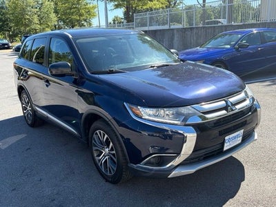 2017 Mitsubishi Outlander ES