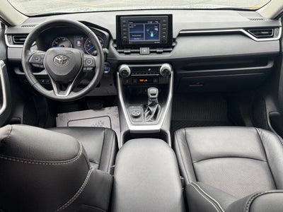 2022 Toyota RAV4 Hybrid XLE