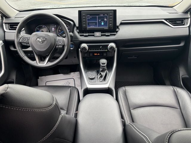 2022 Toyota RAV4 Hybrid XLE