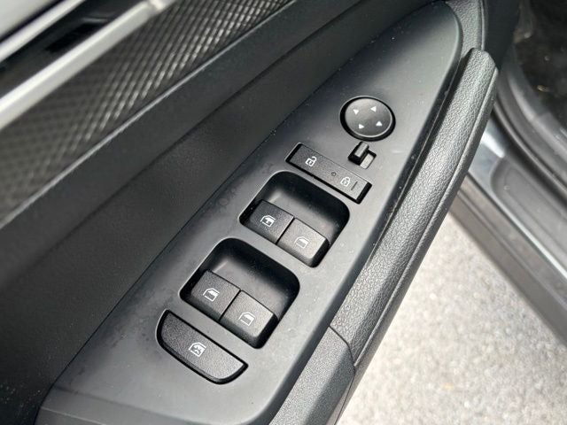 2023 Kia Sportage Hybrid LX AWD