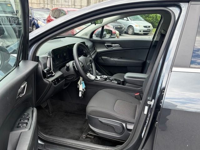 2023 Kia Sportage Hybrid LX AWD