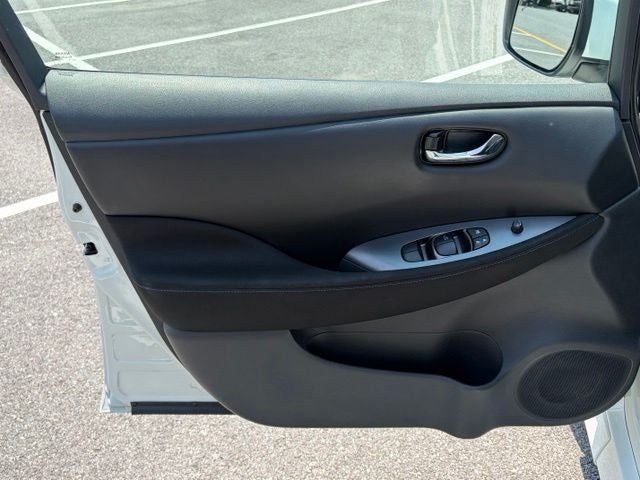 2024 Nissan Leaf S