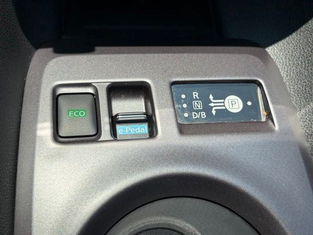 2024 Nissan Leaf S