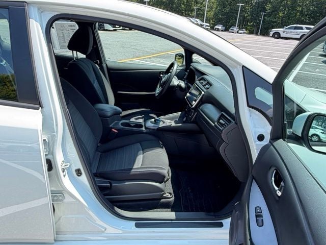 2024 Nissan Leaf S