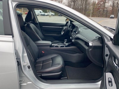 2024 Nissan Altima SR